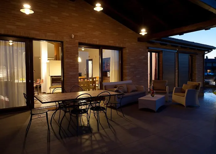 Le Orchidee Villa Roncofreddo